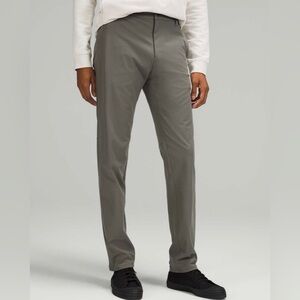 Lululemon men’s commission classic 37” size 38